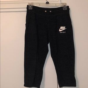soft black sweatpants nike capris